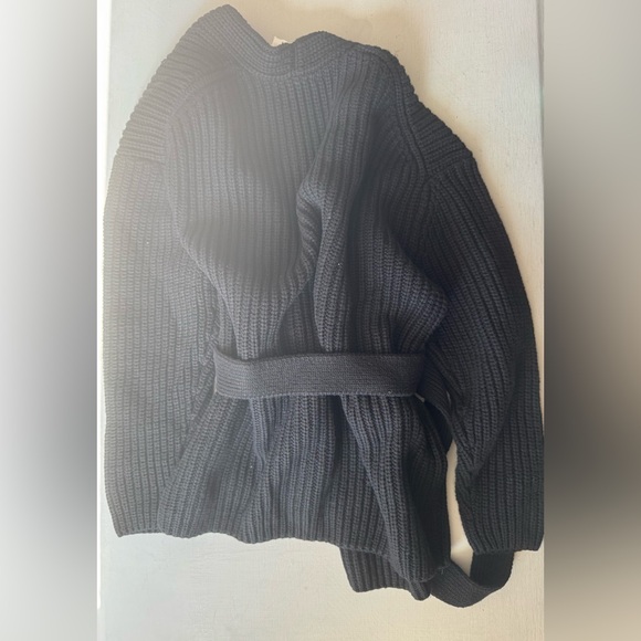 NWT GAP Cotton-Blend Wrap Cardigan Sweater in Black - Picture 10 of 13